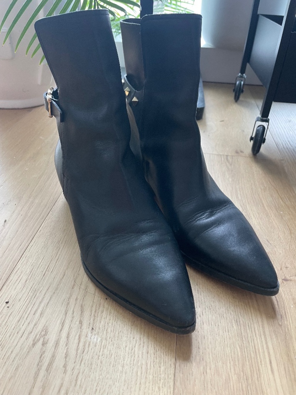 Authentic Valentino Rockstud Boot